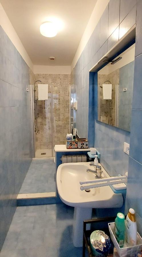 Ca' Mariuccia. Appartamento A Un Passo Dal Mare Savona Ngoại thất bức ảnh