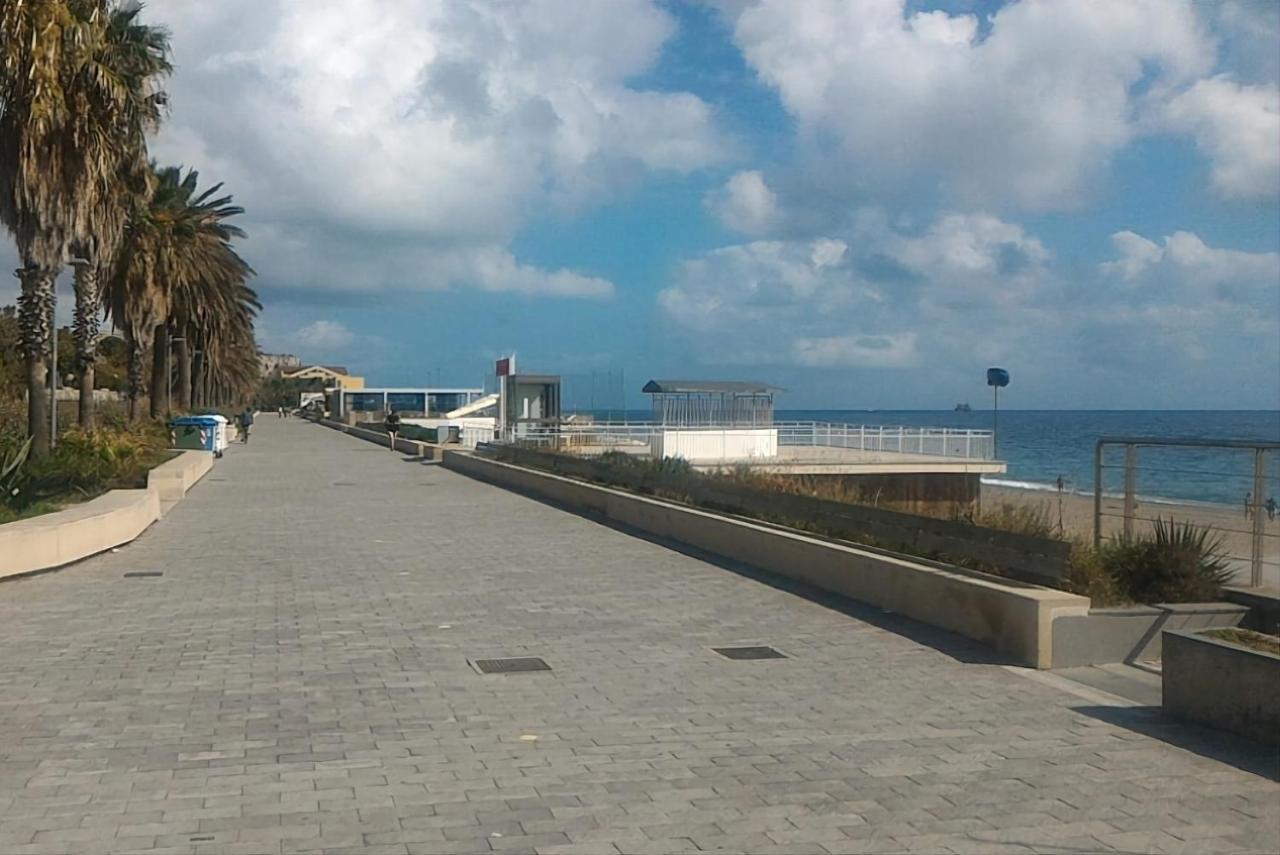Ca' Mariuccia. Appartamento A Un Passo Dal Mare Savona Ngoại thất bức ảnh